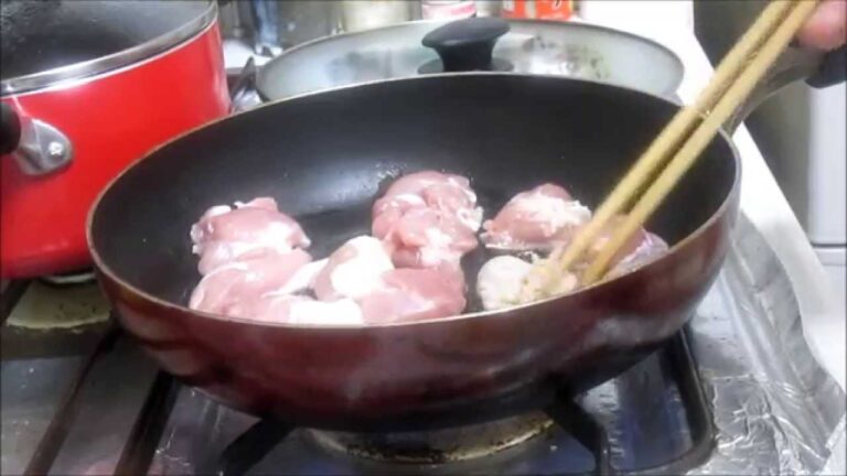 鶏肉のバジル炒め