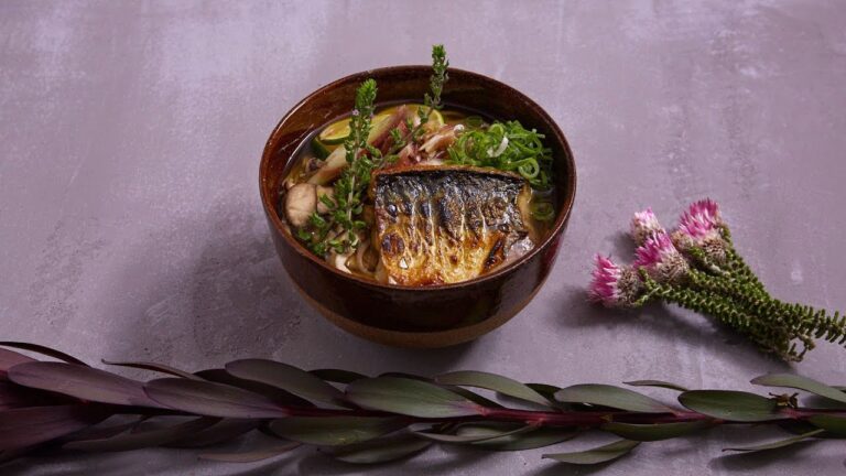 【幸也飯レシピ】「焼き鯖と昆布だしの年越しそば」