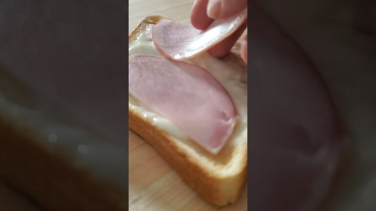 カフェで大人気⭐️ハムとチーズの「クロックムッシュ」🙌　#フランス料理 #フレンチ #おうちごはん #あさごはん #shorts