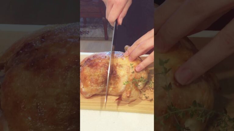 丸鶏なのに骨がない！お肉を詰めたサプライズチキンの丸焼き♡【おもてなし料理教室ルセットボヌール】