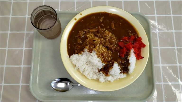 中野満点食堂のビーフカレー
