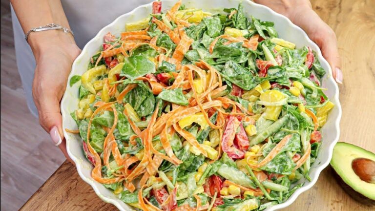 I ate this salad every day for dinner and lost 4 kg in 1 week! Tasty and healthy!