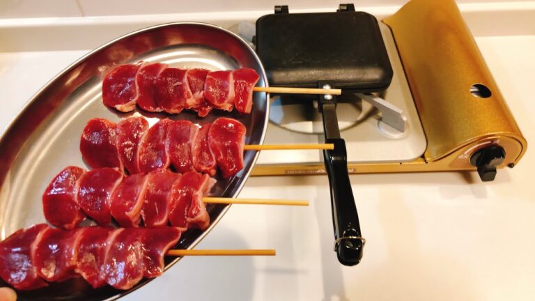 ホットサンドメーカーで砂肝の串刺しを焼くだけの動画【HSM】