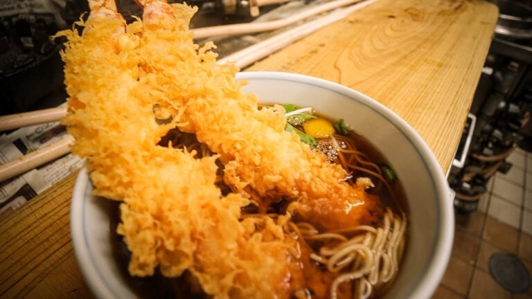 Extra-large Prawn tempura Long-established Soba restaurant founded in 1860 AD "Owariya" Japan!