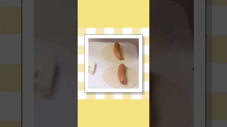 【簡単レシピ】餃子の皮アレンジレシピ！巻いて焼くだけ！餃子巻き🥟　Easy with a frying pan!  gyoza roll #shorts