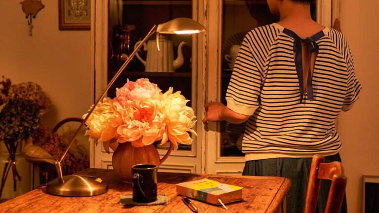 【ナイトルーティン】早寝早起きするための平日夜の過ごし方/夫婦と猫二匹の日常/フランス定番料理チキン コルドン・ブルーのレシピ/暮らしvlog/SUB