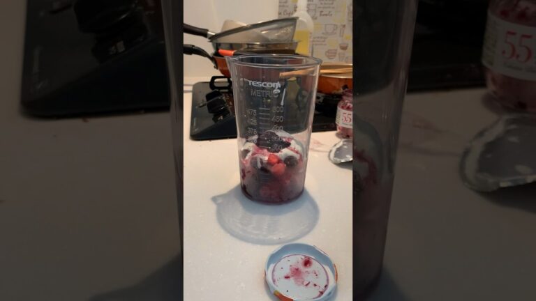 【お料理Vlog】ベリースムージー 🫐🍓 #vlog #日常 #社会人 #料理 #cooking