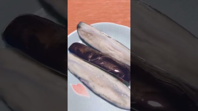 ナスの漬物ですね。これがまた日本酒と最高によく合うんですよ。 #shorts