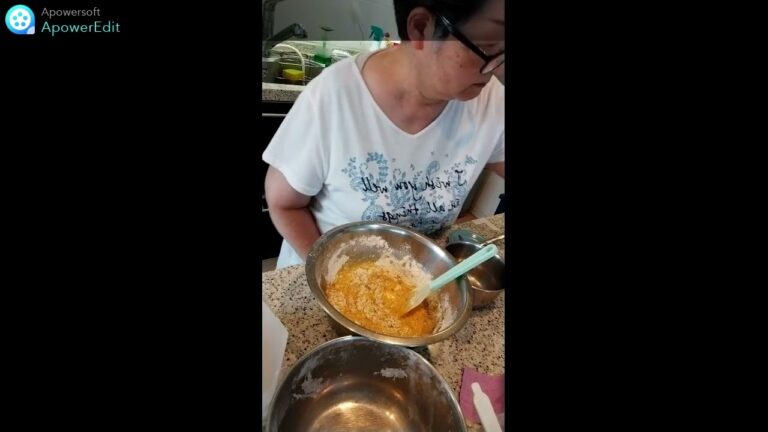 レンジでかんたん黒糖蒸しパン