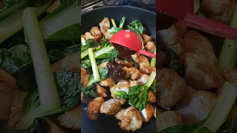 夕飯🍚の おかずは  鶏肉とターサイの サムジャン炒め。クックパッドレシピに載せています☺️https://cookpad.com/recipe/7420319?view=single