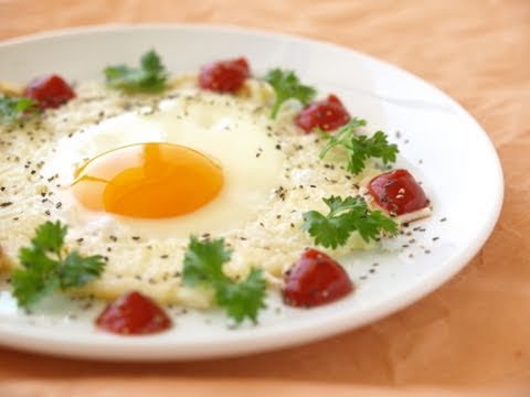 チーズ目玉焼き