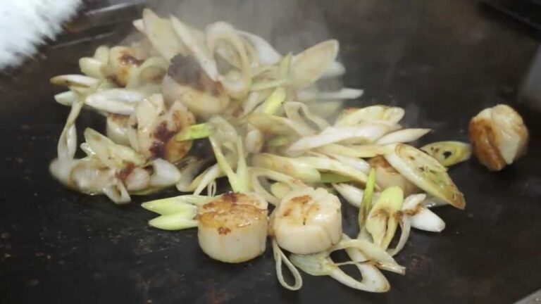 大木屋ほたてを炒める.MTS