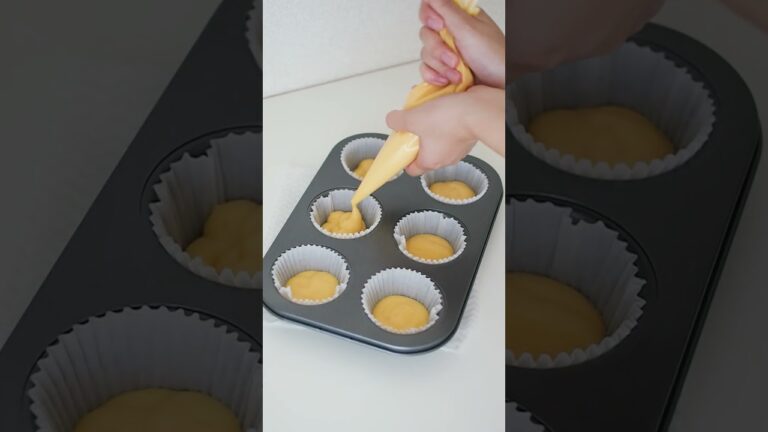 市販の甘栗で作る！モンブランマフィン