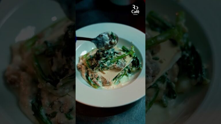 Mushroom spinach lasagna