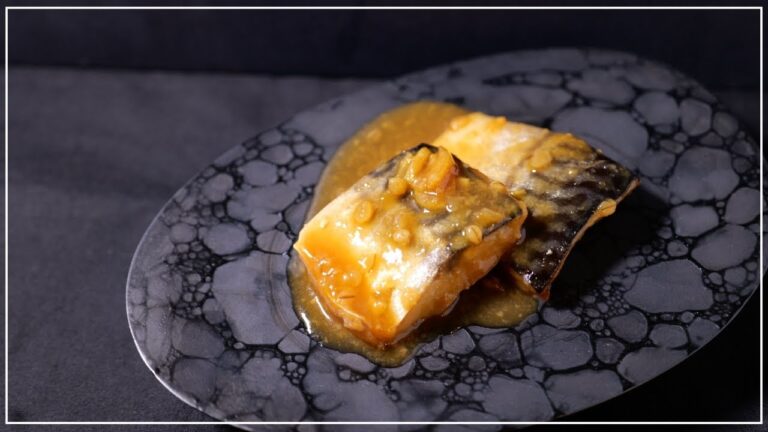 この作り方知らないと損！【サバの味噌煮】の作り方