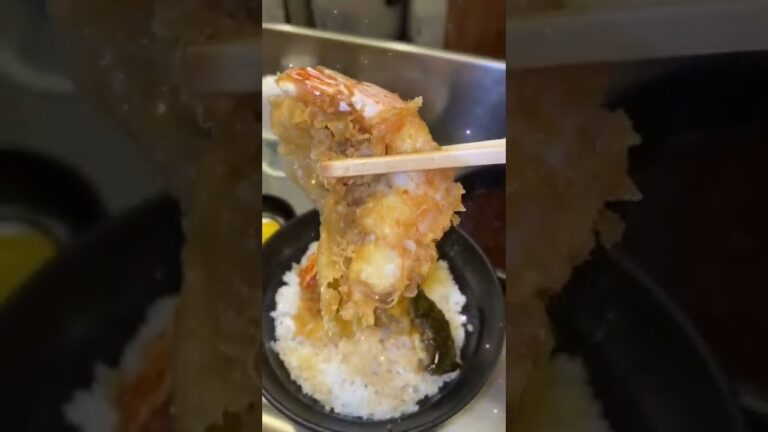 天丼のタレと米がマッチしすぎ😋店名:坂町の天丼#大阪グルメ #大阪ランチ #難波グルメ #天丼 #老舗 #コスパ最強