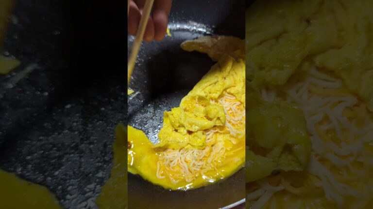 チーズ入り卵焼きを作るだけの動画