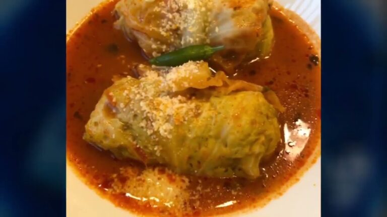 鳥ひき肉とKOMEKOの香りのロールキャベツ畑