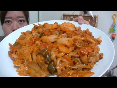 【ギドギド】海老マヨキムチ炒めうどん【グロ】