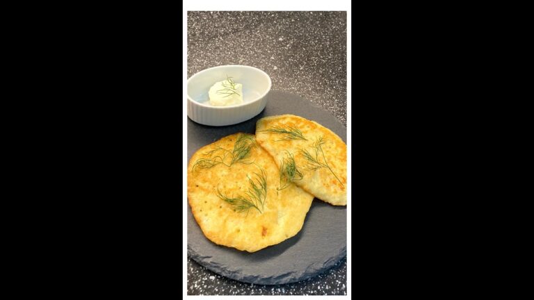 【ベラルーシ料理】じゃがいものパンケーキ作ったらもちもちで最高だった【ドラニキ】#shorts