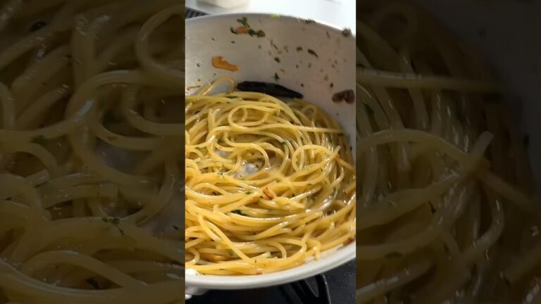 病みつき！焦がし【ペペロンチーノ】は瞬間芸 #shorts