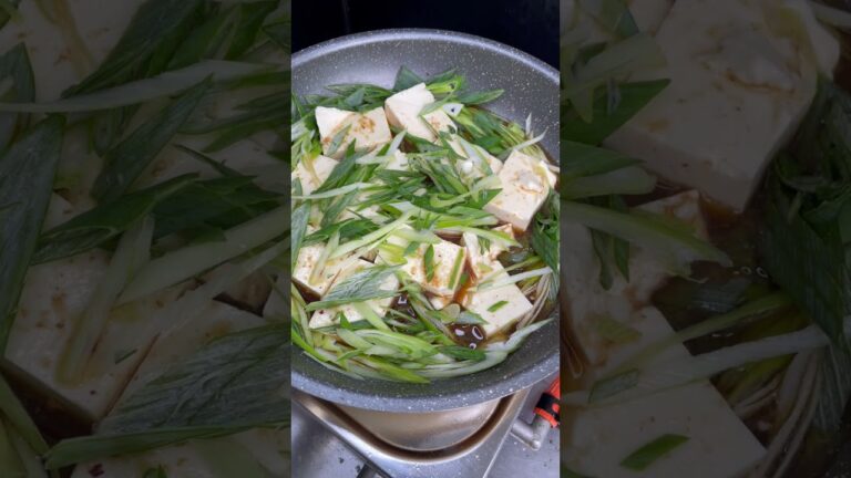 ネギたっぷり焼き豆腐鍋おすすめ！ #food#バズレシピ#cooking#簡単美味しい#アレンジ#料理#簡単1品#作り方#yummy#汁なし#鍋#冬#寒い#とうふ