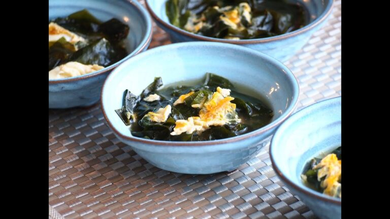 味付けはミツカン追いがつおつゆのみ！ワカメの卵とじ