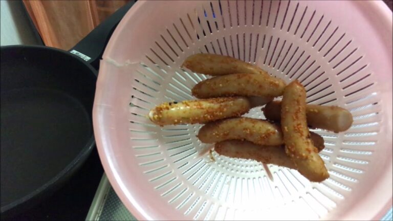 朝ごはんレシピ　ピリ辛ウインナー高くないですかぁ？（笑）