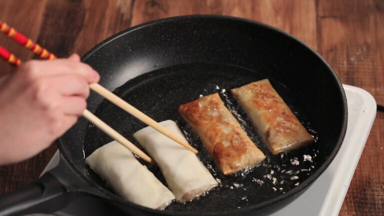 フライパンを使った春巻の揚げ方