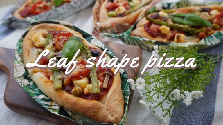 パン作り】可愛すぎる♡ リーフシェイプピザ♡米粉入りでもちもちの香り豊かな具だくさんピザの作り方/Japanese pizza/Making bread/
