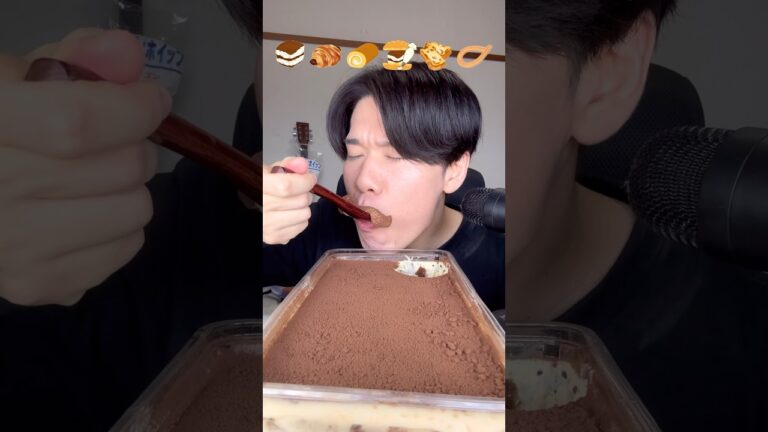 【大食い】COSTCOティラミスをパンにディップで爆食い#shorts #mukbang #food #food #モッパン