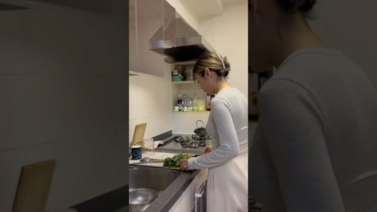 【秒速激うまサラダ】1年間、毎週食べてる。材料：春菊・さつまいも・にんじん・ギー・クミン・ヒマラヤ岩塩・ヒマラヤ山椒油・きんごまだれしゃぶしゃぶのたれ #レシピ動画 #サラダ #部屋作り