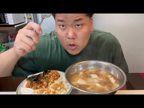 キムチ納豆冷奴 と なめこと大根の味噌汁食うてるだけ。【休腸日】【大食い】【飯テロ】