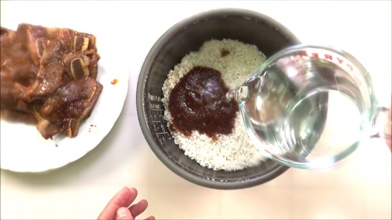 1836_牛骨付きカルビの炊き込みごはん