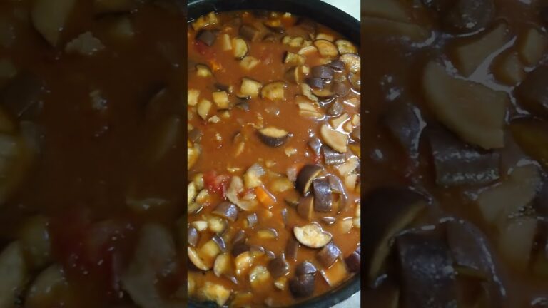 おナス❀🌺カットとまとエリンギ玉ねぎ人参手羽元のトマト煮込みのリメイク料理　カレーにへぇんしぃん♡