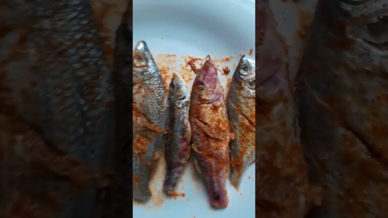 SPICY PAPRIKA MARINATED  FISH/FOOD FOR BODY MIND AND SOUL #shorts #streetfood