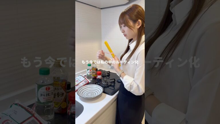 豚肉レモンのさっぱりパスタ🍋 パスタ折るのはルーティン😶#ブラック企業 #ol日常 #料理 #cooking #自炊 #簡単レシピ #レンチンレシピ