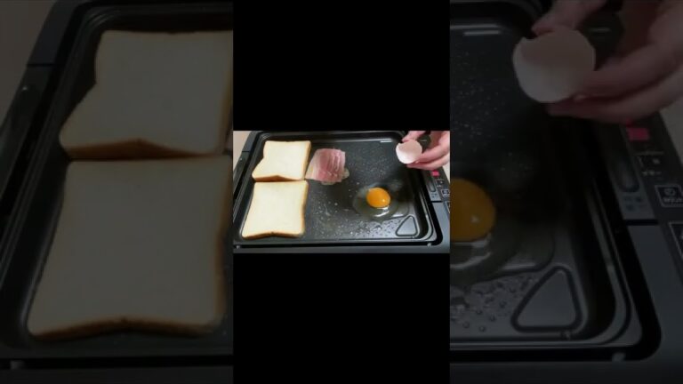 簡単朝ごはん／ベーコンエッグチーズトースト／Panasonicホットプレートレシピ