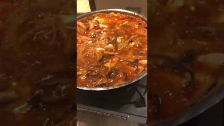 大鍋の海鮮スンドゥブ鍋🦐