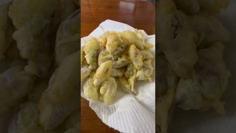 実家の畑で採れたミョウガを天ぷらに　#天ぷら #みょうが