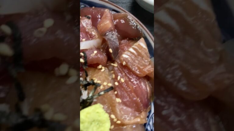 【海鮮🦞】飯テロ海鮮漬け丼はネタが沢山‼️〆のお茶漬けも出来る❗️