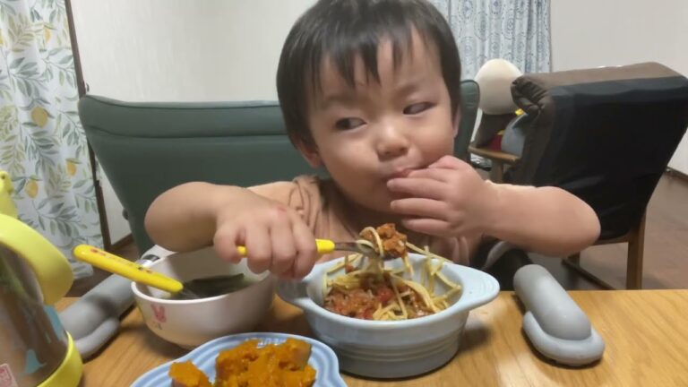 Mom's Homemade Bolognese 🍝Pumpkin 🎃Miso Soup👶♥ママ手作りボロネーゼ🍝かぼちゃ🎃味噌汁👶♥