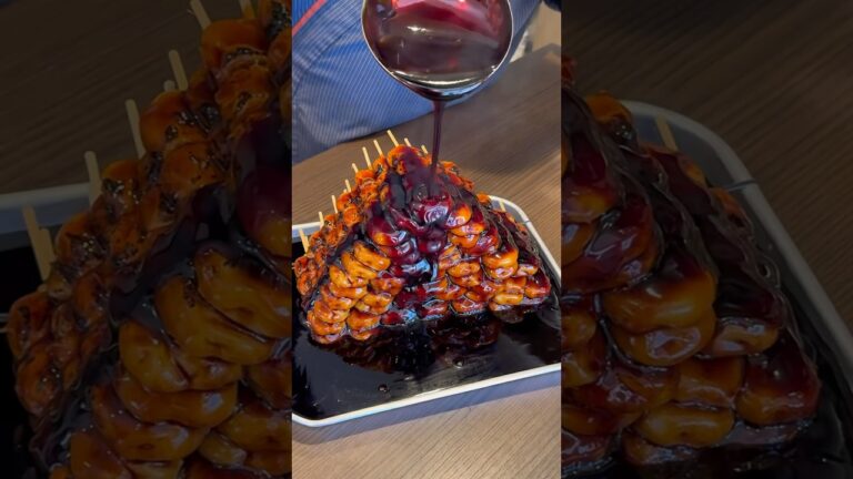 もっちもちのび〜〜〜る甘辛タレたっぷりピラミッドみたらし団子🍡【愛知 豆の樹】