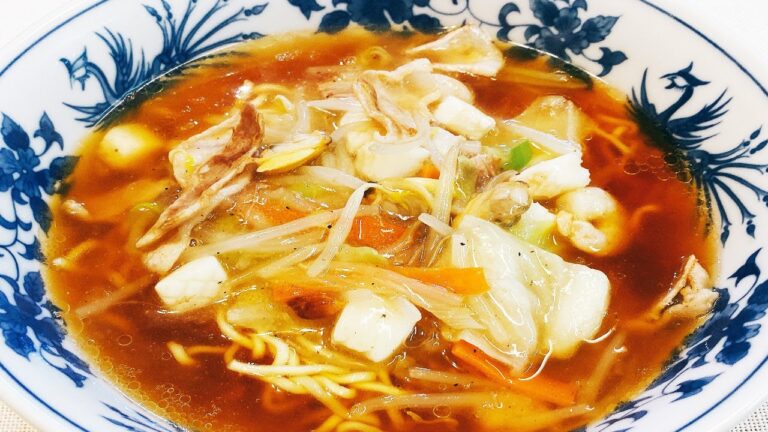 マルちゃん正麵で作る五目あんかけ中華そばの作り方！【簡単レシピ】野菜もとれて栄養満点、さらに美味しい！悪魔的な旨さ【時短料理研究あいこチャンネル】