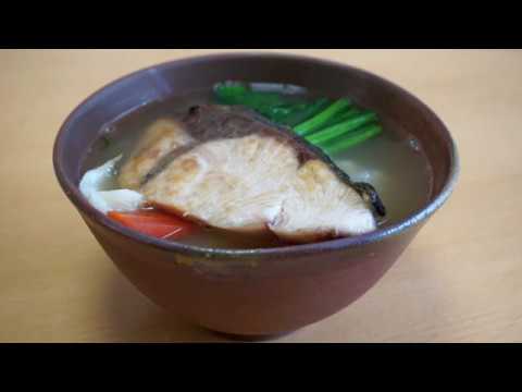 【おばあちゃんの味】鮎の焼き干しの出汁の雑煮
