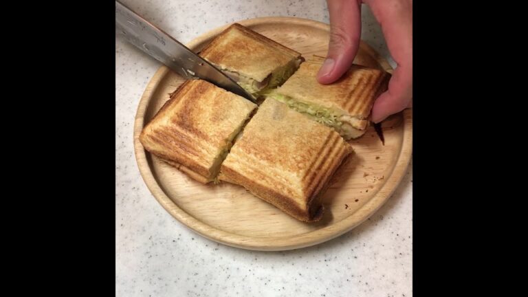 お好み焼き風ホットサンドを作ってみた【コフラン】