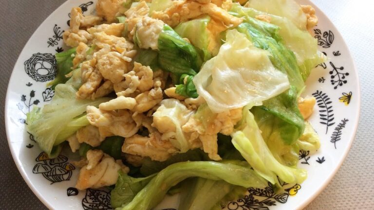 レタスと卵のバター醤油炒め