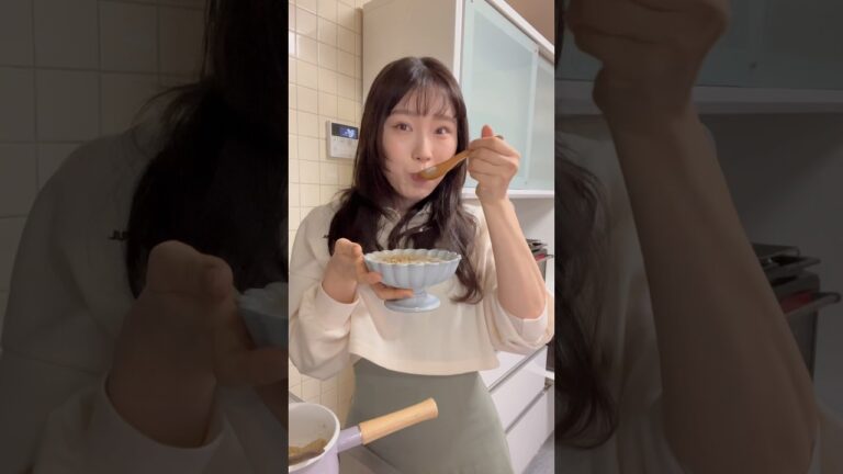 やっぱり朝は黒ごまきな粉プロテインスムージー🥣 #朝ごはん #プロテイン #スムージー