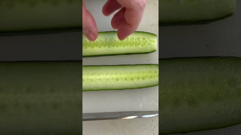 きゅうりの角切り【きゅうりとスモークサーモンのタルタル】
