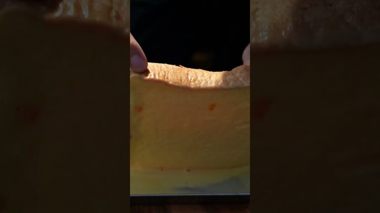 【キャンプ飯】チーズとろ〜りフレンチトースト #shorts